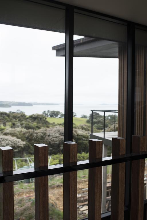 La Bodega Waiheke Island Otel Surfdale Dış mekan fotoğraf
