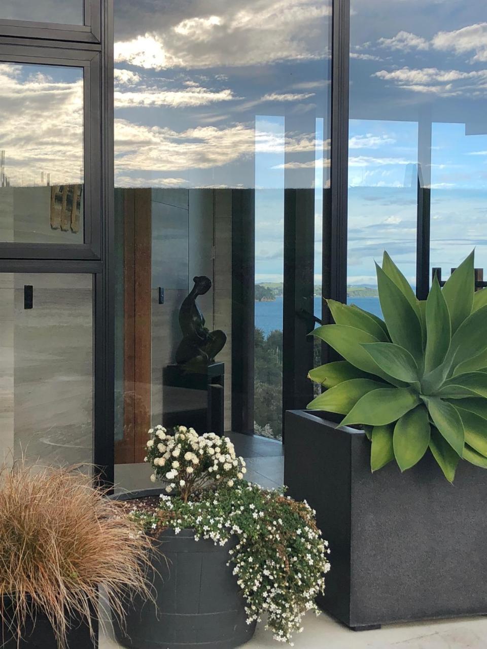 La Bodega Waiheke Island Otel Surfdale Dış mekan fotoğraf